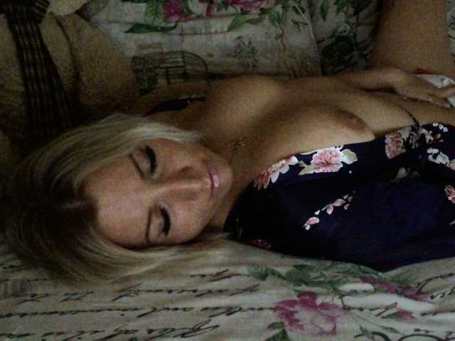 Fotky AWgirl press love***♥♥♥♥♥♥Hello!***me?)) how many times you can make my horny kitty cum?