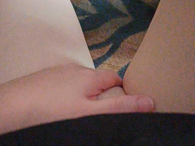 Fotky GelowQoe Hey guys!:) Goal- #Dance #hot #pvt #c2c #fetish #feet #roleplay Tip to add at friendlist and for requests!