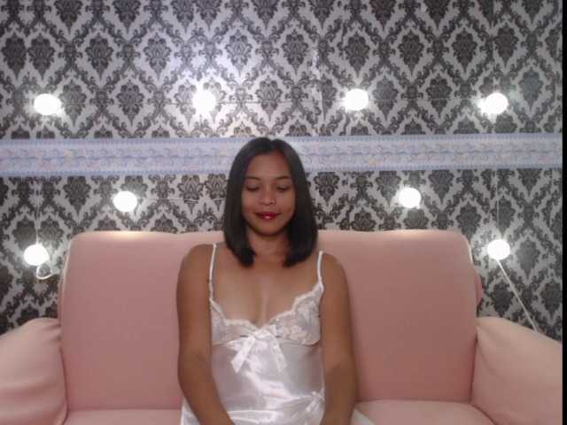 Fotky geraldine6969 Hi there! wanna visit my room and i will show you a real cum and make you happy :)