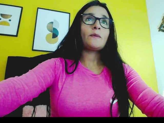 Vysílací screenshoty GiaConnor