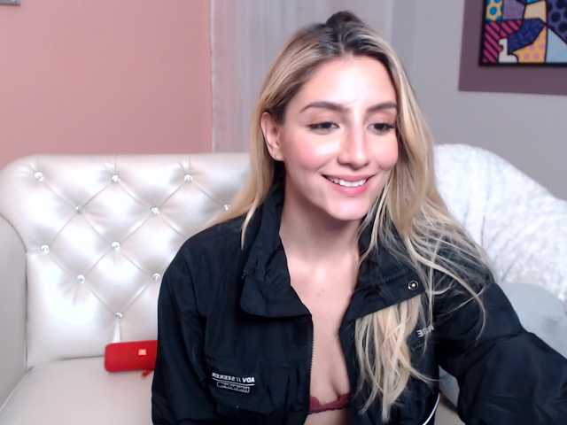 Fotky GigiElliot If you are looking for some fun, you are in the right place ⭐ PVT Allow ⭐ Sexy dance + Streptease at goal 688