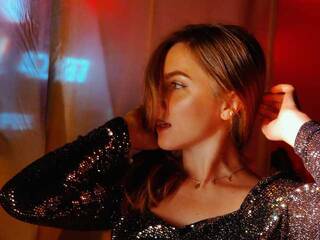 Erotický videochat girl-in-white