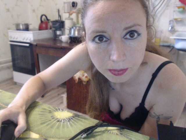 Fotky GLAMYR252 I want your secret fantasies! liked my pussy, give me some cute tokens! I want 10,000 tokens for the mood.