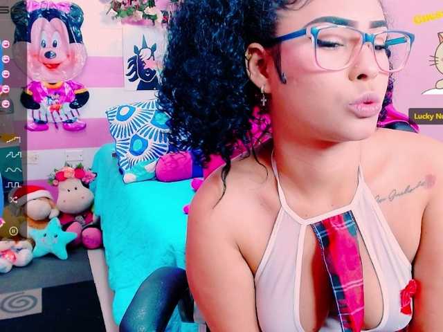 Fotky GlendaHolt Cum with me! Lovense: Interactive Toy that vibrates with your Tips - Multi-Goal : Cum Show #feet # latina #26 #ne