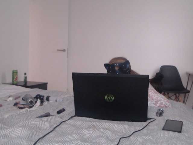 Vysílací screenshoty GodessKristina-and-TS