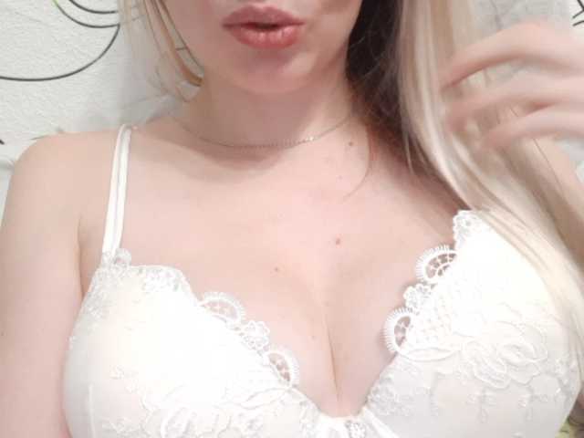 Fotky HarleyQwinn go privat ***and boobs 200t