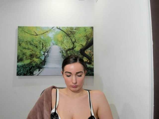 Fotky havanaginger1 #cum in for a #petite #teen and lets have fun! #bigboobs #ass #c2c #stripshow #cumshow