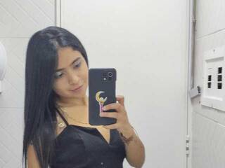 Erotický videochat HelenaCyrus