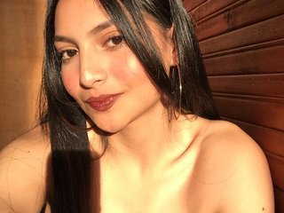 Erotický videochat Hellen_Bedoya