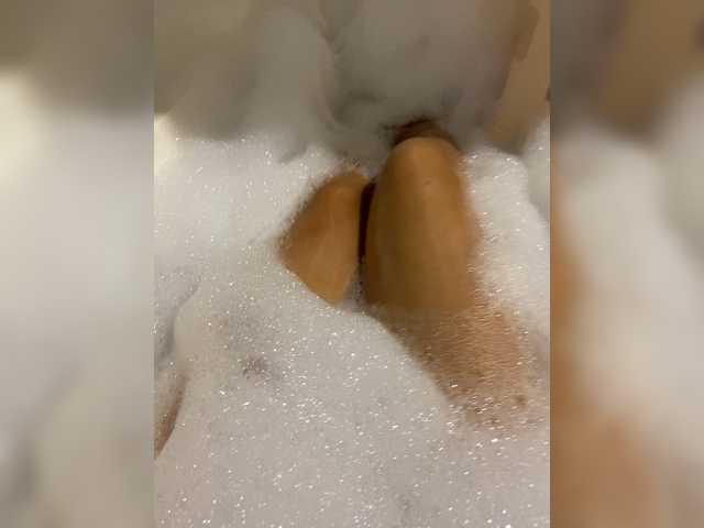 Fotky HloyaConect Hey guys!:) Goal- #Dance #hot #pvt #c2c #fetish #feet #roleplay Tip to add at friendlist and for requests!