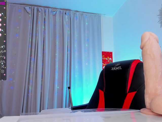 Vysílací screenshoty Holly-Lopez