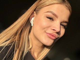 Erotický videochat Holyidol