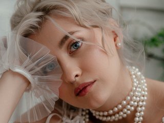 Erotický videochat HoneyCherry