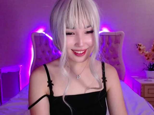 Fotky HongCute If you hear the words pleasure♥,relax♥,enjoy♥ they are from my room Lush is on ♥16♥101 Fav #asian#new#teen#cute#skinny#c2c