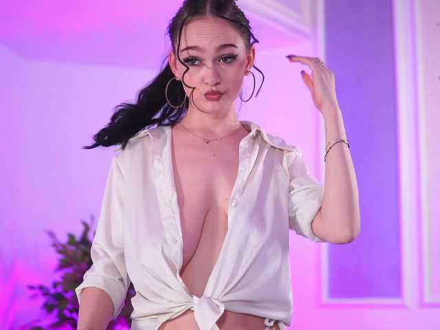 Vysílací screenshoty HotSkinnyX