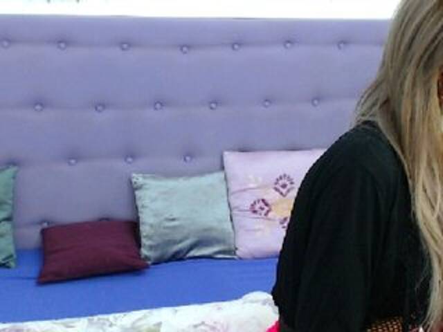 Vysílací screenshoty HottieBadGirl