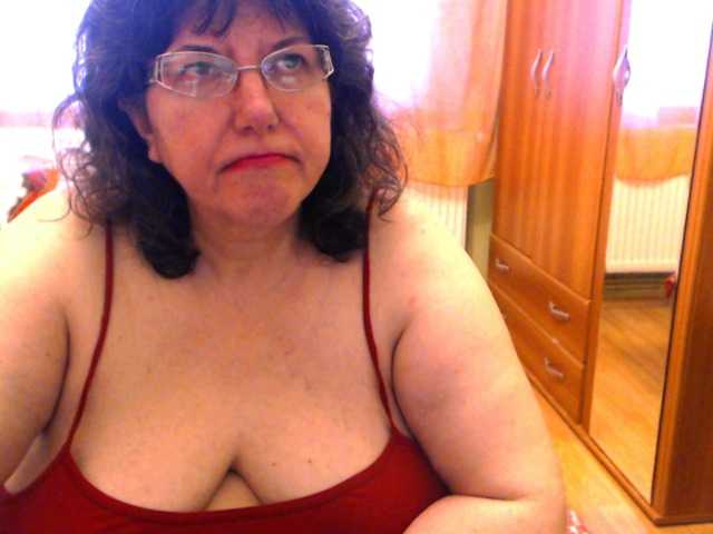 Fotky HugeTitsXXX Hi my Guests! Welcome to my room! Hope you are feeling good today Enjoy, relax and have fun!! My pussy is very hot and wet now ... we can masturbate together if you give me 160 tokens.