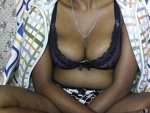 Vysílací screenshoty sexy-frayah