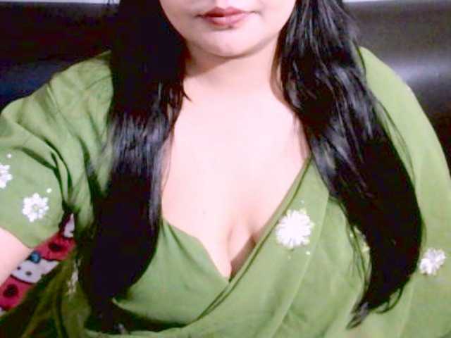 Fotky Indianivy2 hey guys come have fun with me