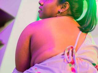 Erotický videochat IndiraVermutt