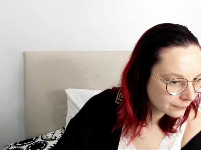 Fotky InezLove Lets find out about our bodies ;* #new #ginger #glasses #fimdom #fetish #feet #roleplay