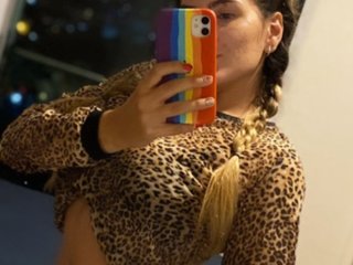 Erotický videochat Irina-Hadid