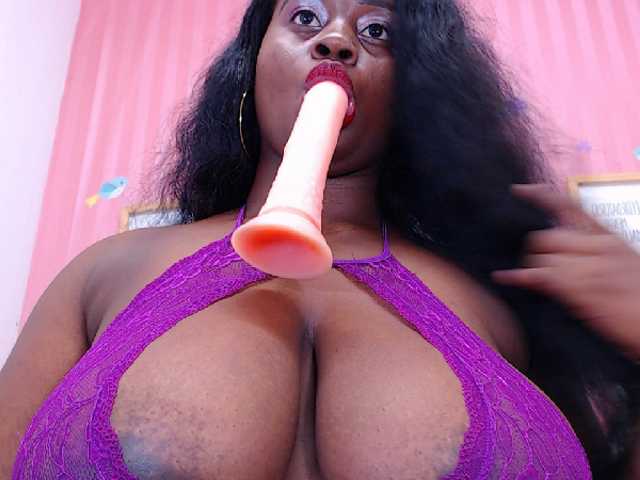 Fotky irisbrown Hello guys! happy day lets make some tricks and #cum with me and play with my #toys #dildo #lovense #ebony #ebano #fuck my #pussy