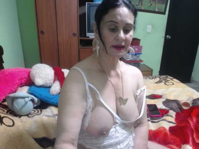 Vysílací screenshoty isabella-ruiz