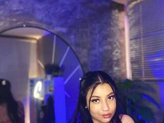 Erotický videochat Isabellaa-03