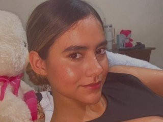 Erotický videochat IsabellaClarkeC