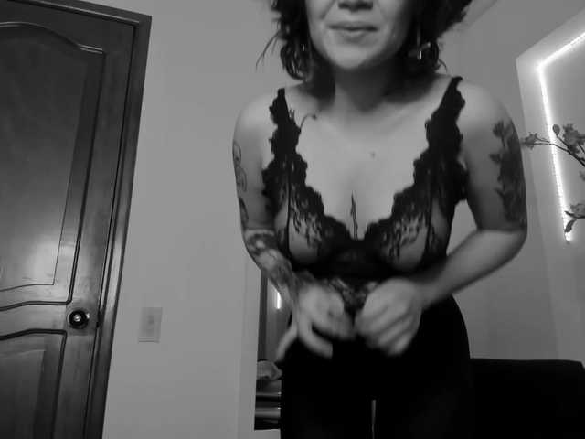 Fotky IsabelleRed hello! welcome♥ /control lush in prv ☻ #sissy #anal #bdsm #slave #submissive #lovense" /snapchatfree / bellered21