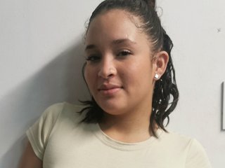 Erotický videochat IsaWilliams