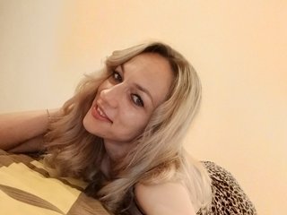 Erotický videochat IssaaBella7