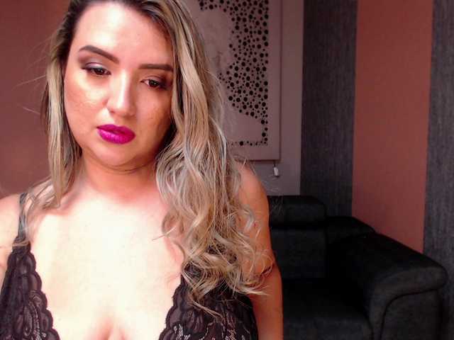 Fotky IvyStevens ❤★Play with my big boobs and cum over them ❤ Flash Boobs 79 ★Oil boobs 111★Boobs show with dildo 199 ❤ ★❤