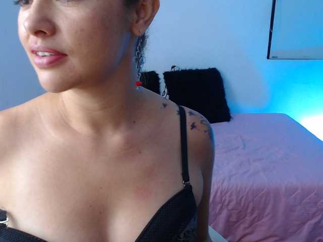 Fotky JanneMilf oil ass + SQUATS at 178 ♥ Hi guys !! i'm new here ! dont be shy and be kind ♥ dont forget to follow me lush on