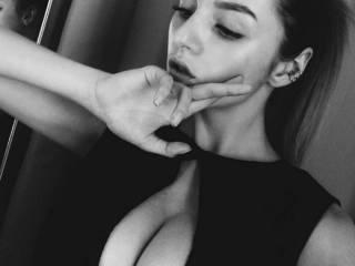 Erotický videochat jenyamixx