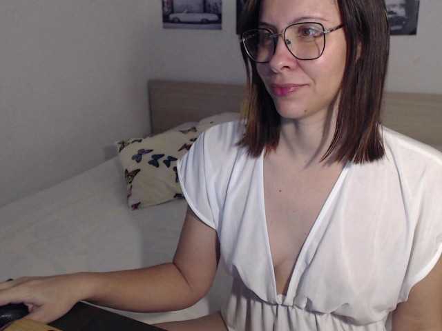 Fotky JustMeXY7 LOVENSE ON, tits -100 toks, pussy -150 toks, naked and play -400 toks. Join me! :*