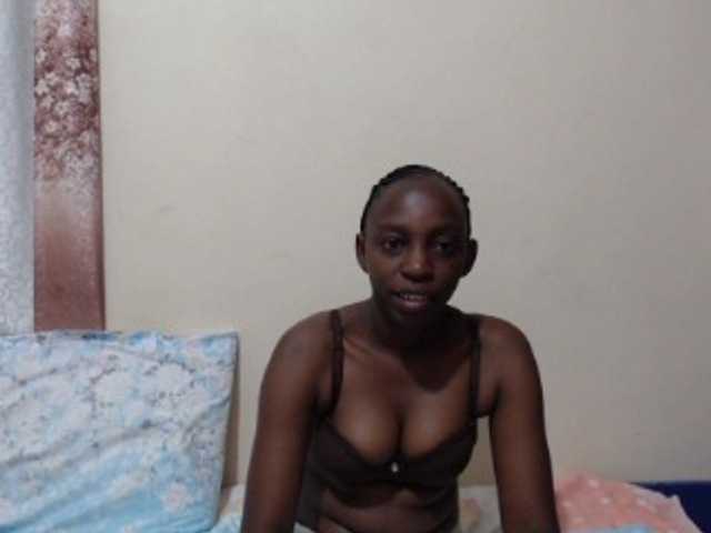 Fotky Kaliibe hello guys welcome to my room have fun and enjoy sweet shows