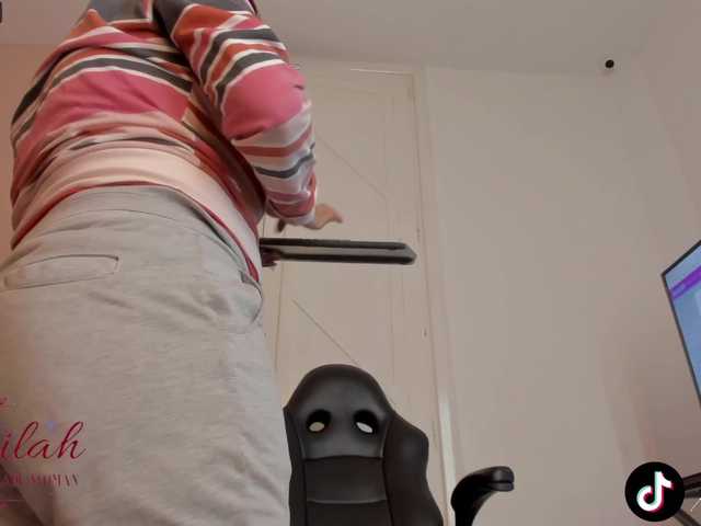 Fotky Kammilah1 Help me squirt faster with 666Handjob video! Repeating Goal: MULTISquirtshow