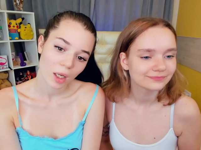 Fotky KarenHeidi Hey guys❤️ Our name are Heidi and Kylie. Welcome in my room Full naked in Pvt❤️