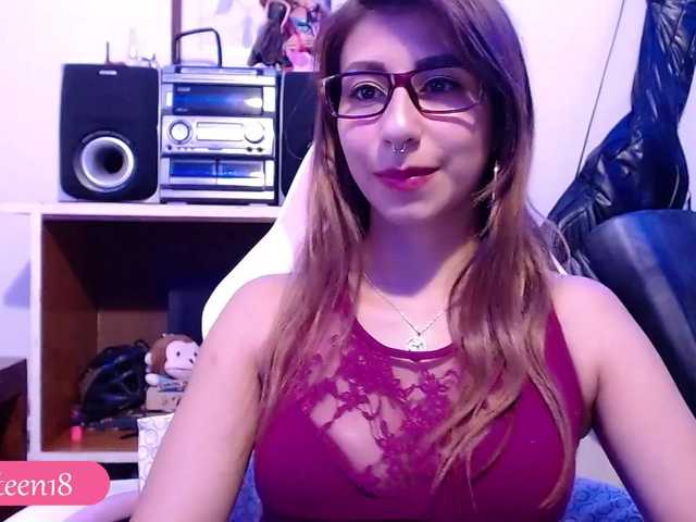 Fotky kateen18 Hi guys, I'm the new girl here, I'm a little shy, can you help me warm up? my lovense is on I would like to squirt here #squirt #lovense #sexy #young #teen #glasses #bigass #wet #sowet #sweet