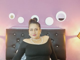 Erotický videochat KathiaHunt