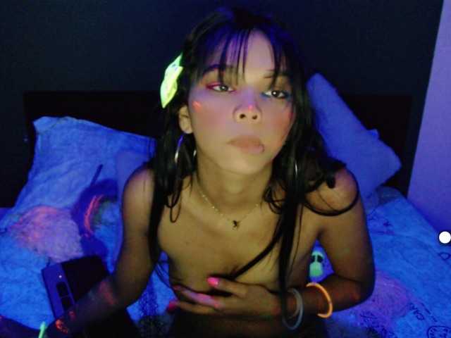 Fotky Kathleen show neon #feet #ass #squirt #lush #anal #nailon #teenagers #+18 #bdsm #Anal Games#cum,#latina,#masturbation #oil, ,#Sex with dildo. #young #deep Throat #cam2cam #anal #submissive#costume#new #Game with dildo.