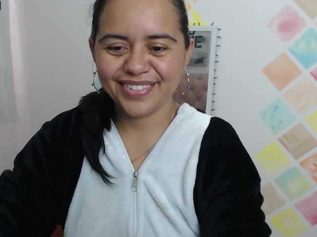 Vysílací screenshoty Kendra-mamba