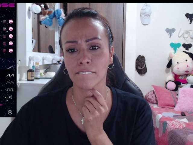 Vysílací screenshoty emmily_castro