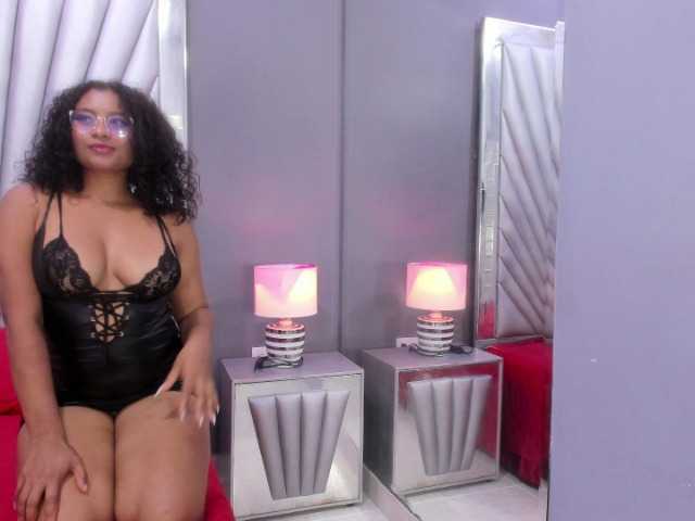 Vysílací screenshoty KeylaSimmons