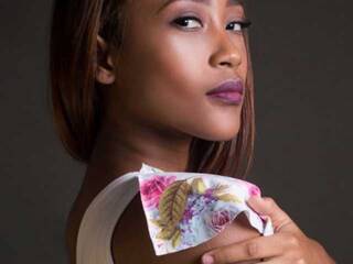 Erotický videochat khataleyaBala