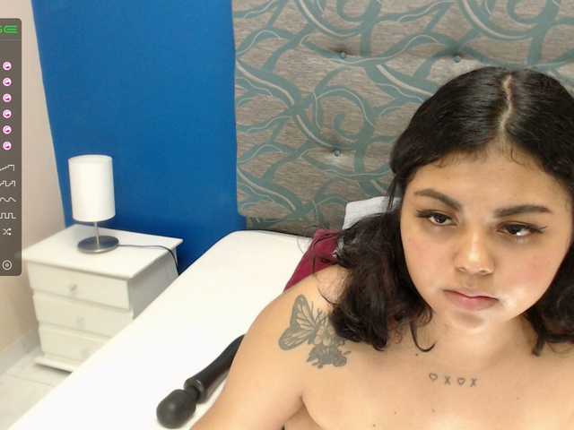 Vysílací screenshoty khloeferry