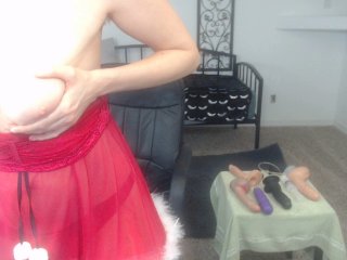 Fotky Kieraxx Lovense BUZZ Me! 20 Tits, 50 Ass, & 100 C2C : 1250 countdown, 390 earned, 860 left until the TOY SHOW!