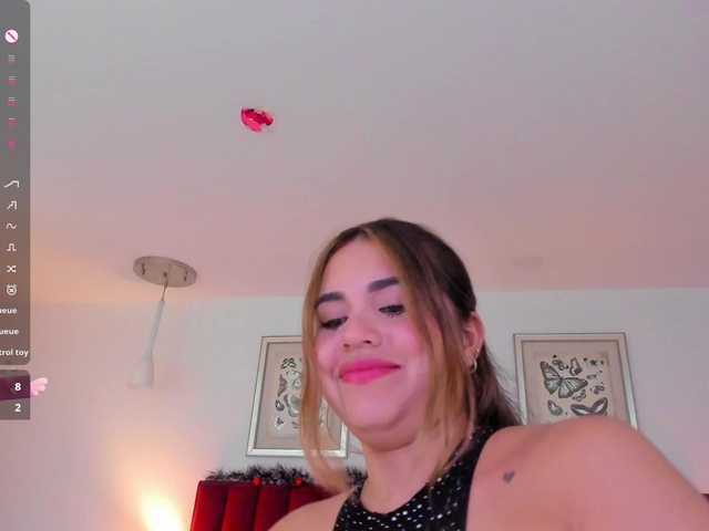 Fotky KimmyTails Seducing you with my red lipsFUCK ME UNTIL TO CUM @remain @total